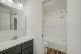 1653 NW Midlake Ln, Beaverton, OR 97006 - Photo 16