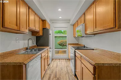 1653 NW Midlake Ln, Beaverton, OR 97006 - Photo 12