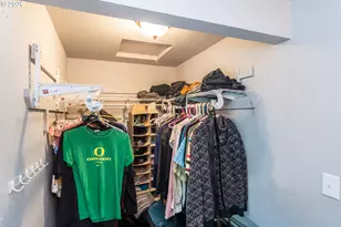 924 NE Central St, Roseburg, OR 97470 - Photo 28