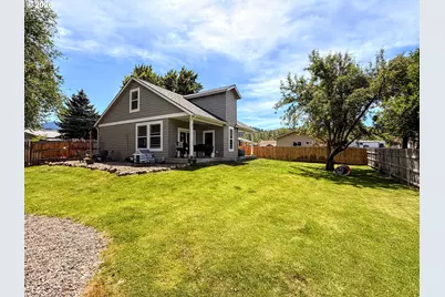 606 2nd St, Cove, OR 97824 - Photo 22
