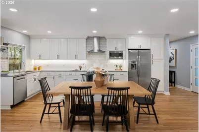 1899 Country Club Rd, Lake Oswego, OR 97034 - Photo 12