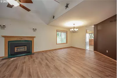28323 NE 48th Way, Camas, WA 98607 - Photo 8