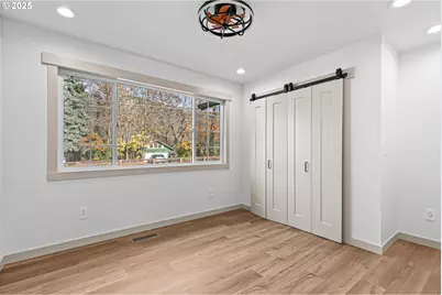 753 Rogue River Hwy, Gold Hill, OR 97525 - Photo 26