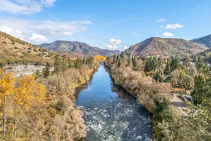 753 Rogue River Hwy, Gold Hill, OR 97525 - Photo 4