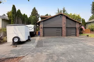 1067 SE Dogwood Ln, Gresham, OR 97080 - Photo 12
