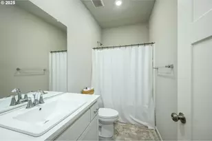 1970 NW Mercia St, McMinnville, OR 97128 - Photo 34