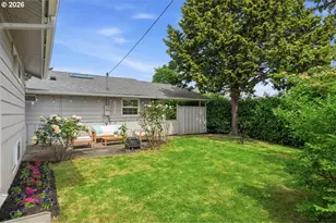 10936 NE Russell St, Portland, OR 97220 - Photo 30