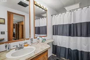 2150 Laura St, Springfield, OR 97477 - Photo 20