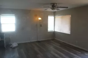 877 Pacific Ave, Coos Bay, OR 97420 - Photo 16