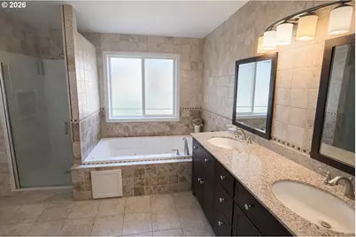 220 SE 11th St, Hermiston, OR 97838 - Photo 10