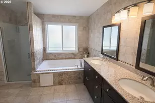 220 SE 11th St, Hermiston, OR 97838 - Photo 10