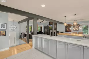 18863 Indian Springs Rd, Lake Oswego, OR 97035 - Photo 8