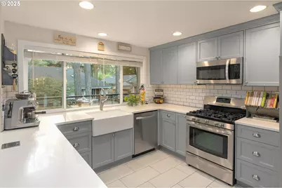 18863 Indian Springs Rd, Lake Oswego, OR 97035 - Photo 6