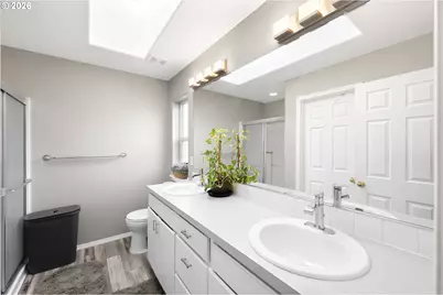 531 NE Meadow Dr, Portland, OR 97211 - Photo 20