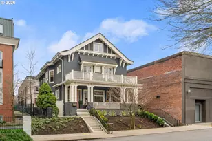 2264 NW Kearney St, Portland, OR 97210 - Photo 2