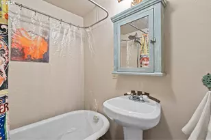 6637 NW St Helens Rd, Portland, OR 97210 - Photo 26