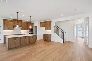 1101 N 44th Pl, Ridgefield, WA 98642 - Photo 2