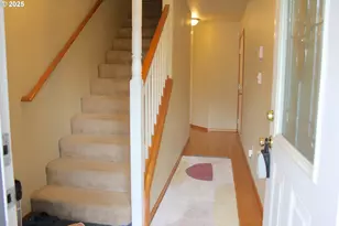 2743 SE 98th Ave, Portland, OR 97266 - Photo 4