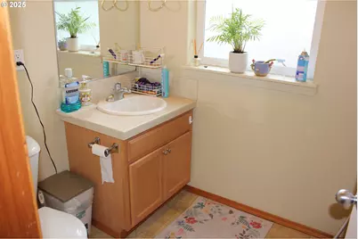 2743 SE 98th Ave #2, Portland, OR 97266 - Photo 14