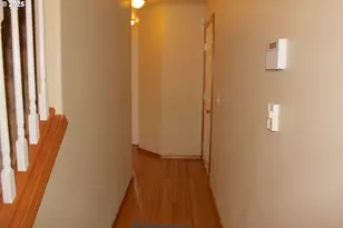 2743 SE 98th Ave, Portland, OR 97266 - Photo 2