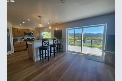 95452 N Bank Rogue River Rd, Gold Beach, OR 97444 - Photo 6