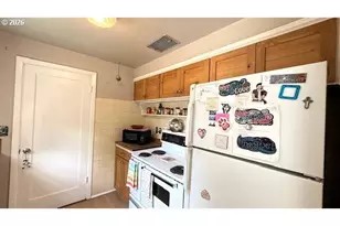 3390 Bell Ave, Eugene, OR 97402 - Photo 18