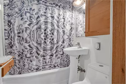3390 Bell Ave, Eugene, OR 97402 - Photo 26