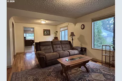 1239 N Myrtle Rd, Myrtle Creek, OR 97457 - Photo 10