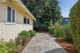 255 W Berkeley St, Gladstone, OR 97027 - Photo 30