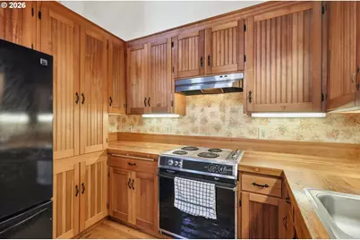 93156 Ewing Rd, Springfield, OR 97478 - Photo 10
