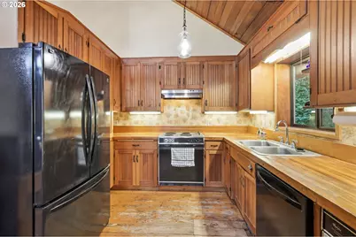 93156 Ewing Rd, Springfield, OR 97478 - Photo 12