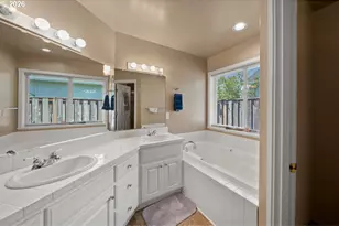 2010 N Nugget Ln, Newberg, OR 97132 - Photo 22