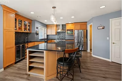2010 N Nugget Ln, Newberg, OR 97132 - Photo 12