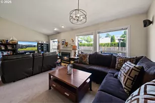 2010 N Nugget Ln, Newberg, OR 97132 - Photo 8