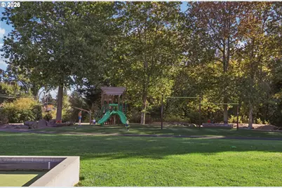 2250 SW Burbank Ave, Portland, OR 97225 - Photo 8
