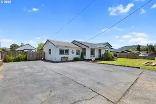 1997 Castle Ave, Roseburg, OR 97471 - Photo 48