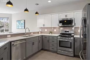 13650 SW 124th Ave, Portland, OR 97223 - Photo 16