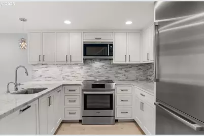 6685 W Burnside St #350, Portland, OR 97210 - Photo 10