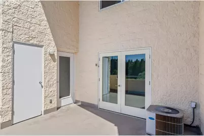 6685 W Burnside St #350, Portland, OR 97210 - Photo 20