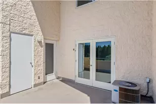 6685 W Burnside St, Portland, OR 97210 - Photo 20