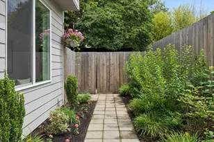 6410 N Burrage Ave, Portland, OR 97217 - Photo 36