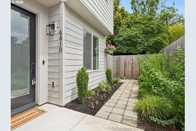 6410 N Burrage Ave, Portland, OR 97217 - Photo 2