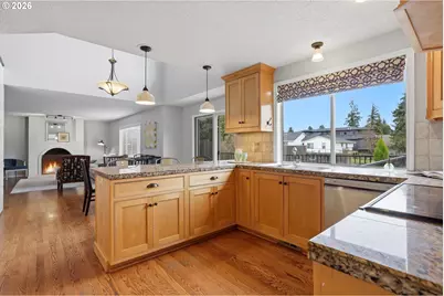 20520 Martin Ct, West Linn, OR 97068 - Photo 12