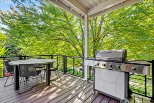 2526 NW Marsden Pl, Portland, OR 97229 - Photo 36