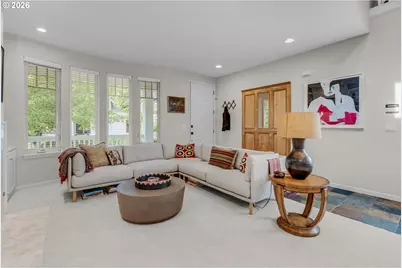 2526 NW Marsden Pl, Portland, OR 97229 - Photo 8