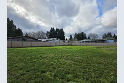 10515 SE Linwood Ave, Milwaukie, OR 97222 - Photo 4