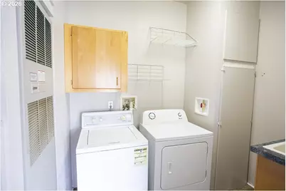 313 12th St, La Grande, OR 97850 - Photo 14