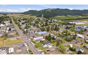 413 S Trade St, Amity, OR 97101 - Photo 40