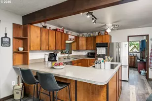 7896 State Hwy 38, Drain, OR 97435 - Photo 10