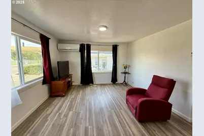 112 SE 15th Ave, Milton-Freewater, OR 97862 - Photo 8